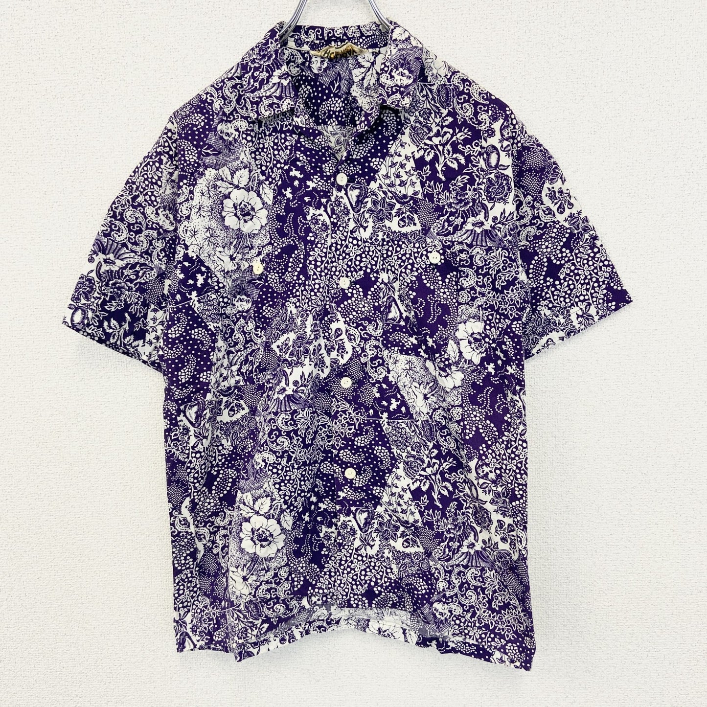 古着 used　HOLIDAY　半袖プリント柄シャツ　総柄　レトロデザイン　リバティ柄　胸ポケット　襟付き　個性的　Lサイズ