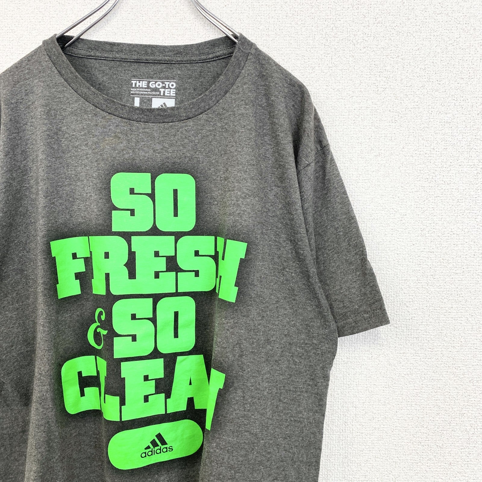 古着 used　adidas　アディダス　半袖クルーネックプリントTシャツ　SO FRESH＆SO CLEAR　グレー　Lサイズ