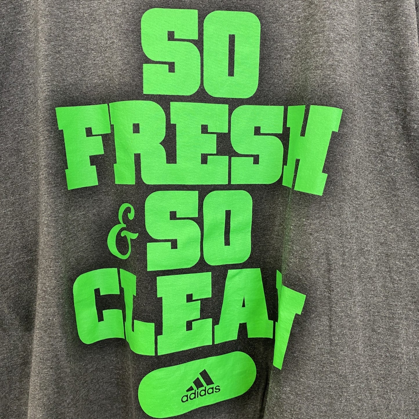 古着 used　adidas　アディダス　半袖クルーネックプリントTシャツ　SO FRESH＆SO CLEAR　グレー　Lサイズ