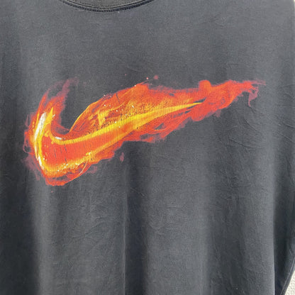古着 used　NIKE ナイキ　半袖プリントデザインTシャツ　スウッシュロゴ　炎　DRI-FIT　クルーネック　黒　Mサイズ
