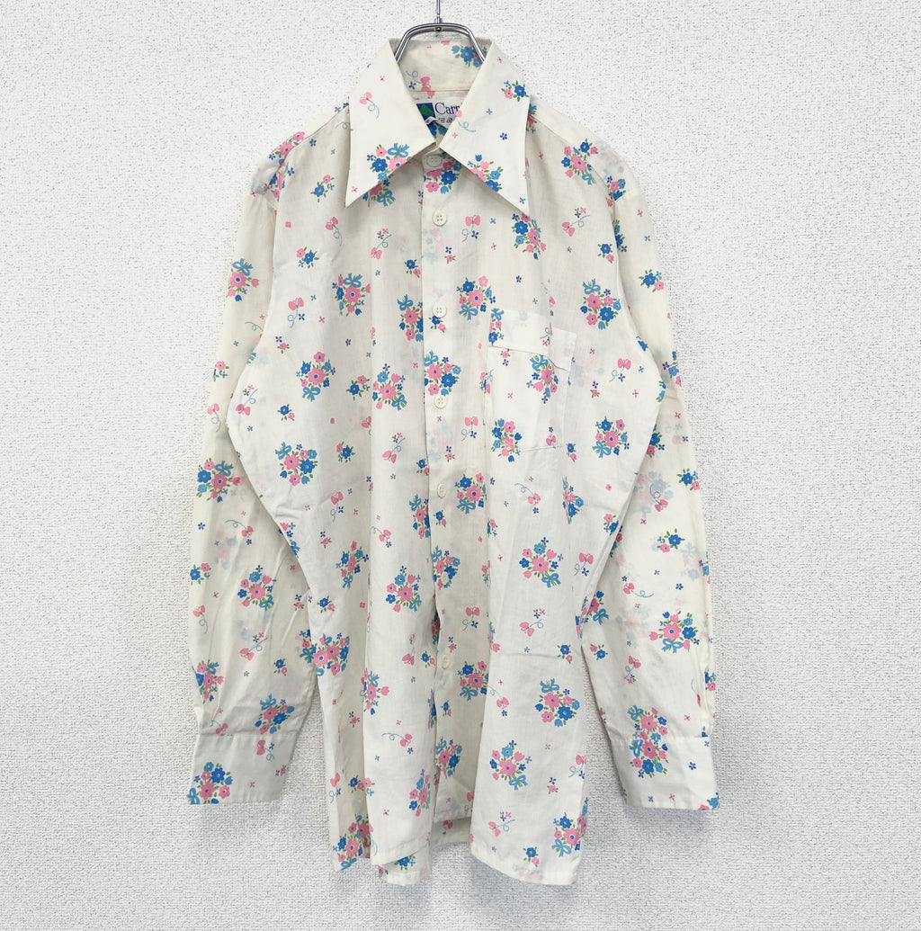 古着 used　Carr'e　長袖プリント柄シャツ　花柄　蝶々　総柄　レトロデザイン　ヴィンテージ風　白　ホワイト　Lサイズ
