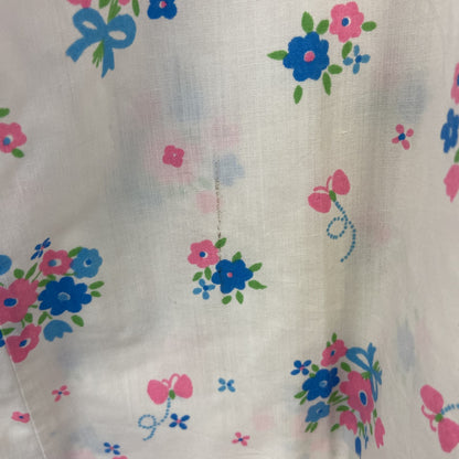 古着 used　Carr'e　長袖プリント柄シャツ　花柄　蝶々　総柄　レトロデザイン　ヴィンテージ風　白　ホワイト　Lサイズ