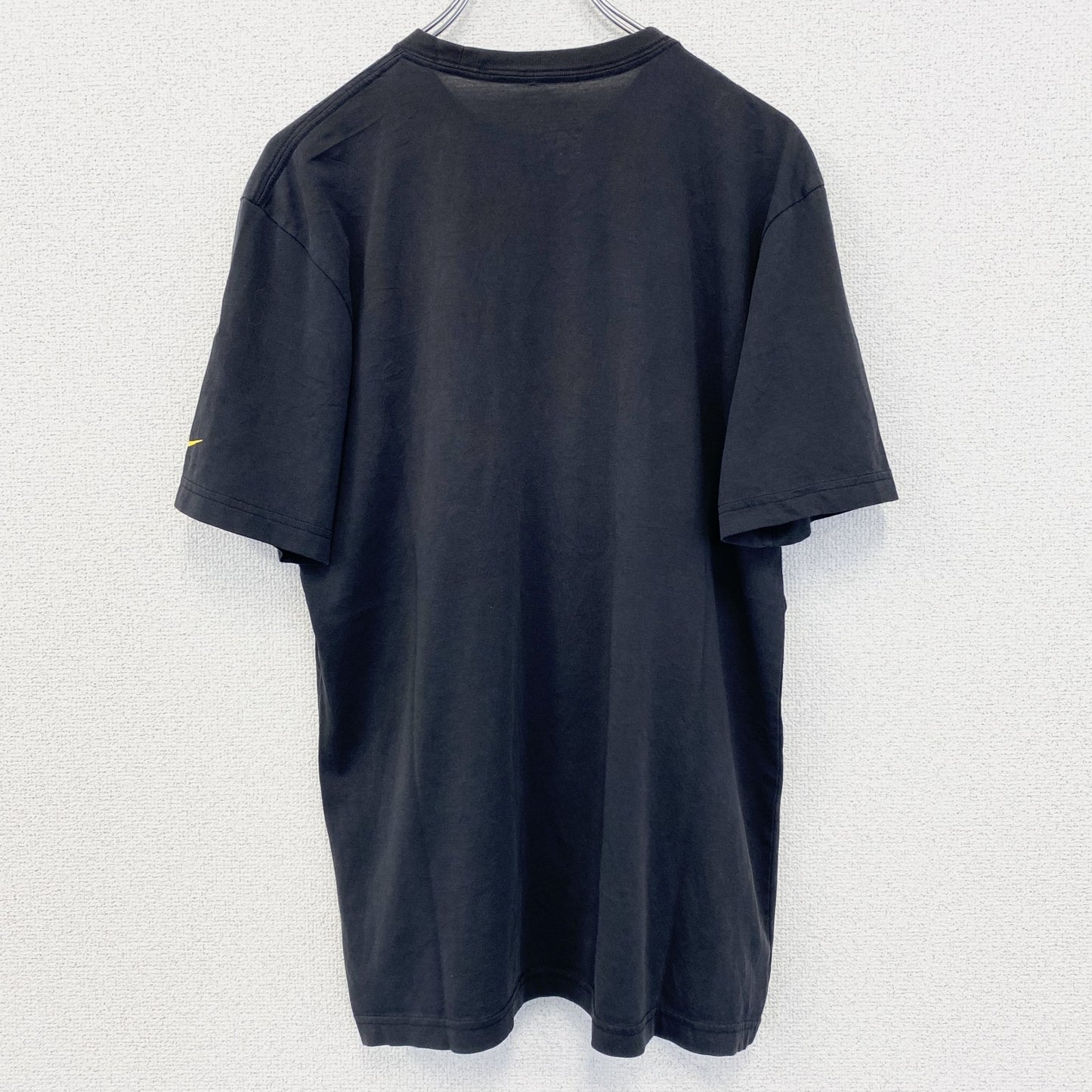 古着 used　NIKE ナイキ　半袖プリントデザインTシャツ　スウッシュロゴ　炎　DRI-FIT　クルーネック　黒　Mサイズ
