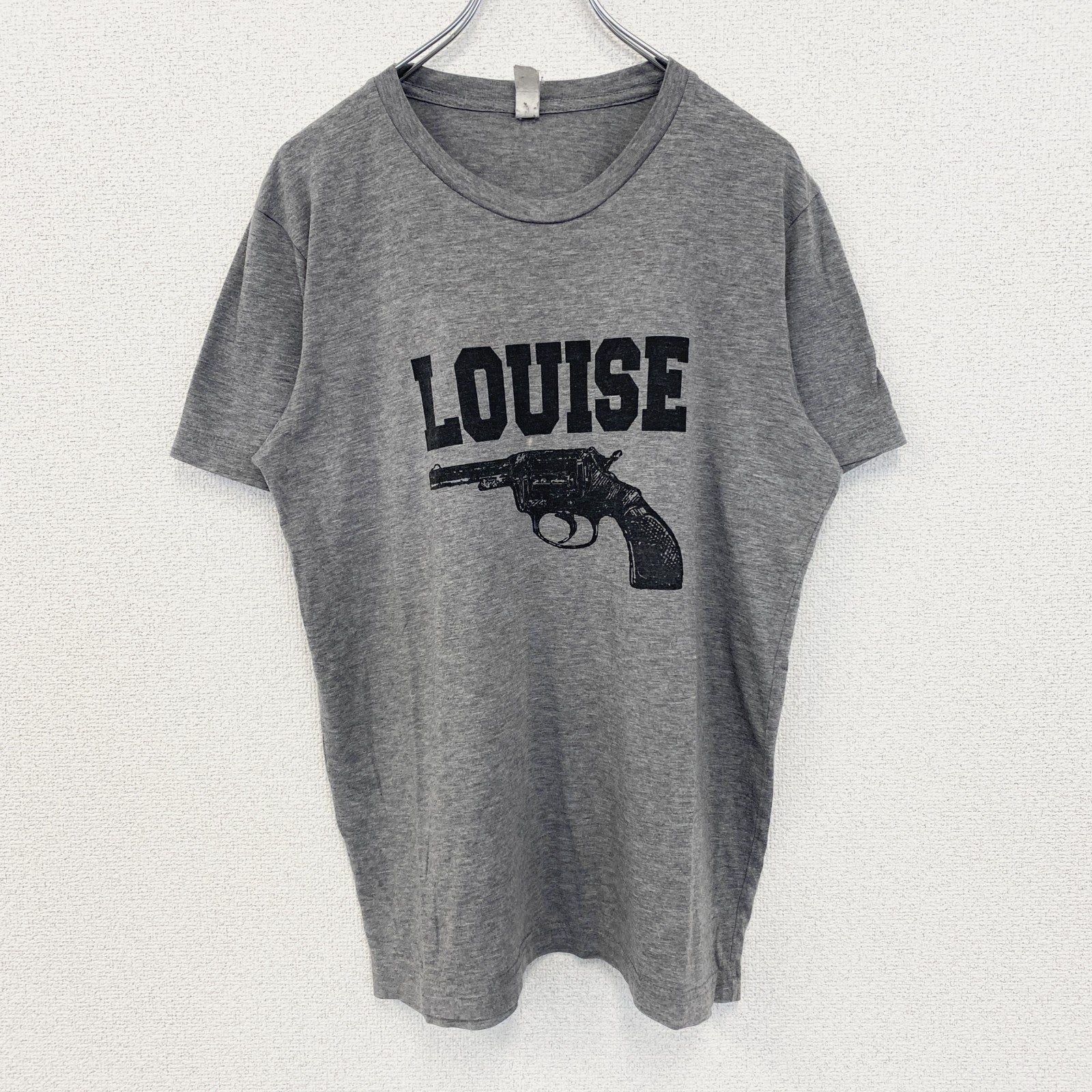 古着 used　ノーブランド　半袖プリントデザインTシャツ　ピストル　LOUISE　クルーネック　カジュアル　グレー　Mサイズ