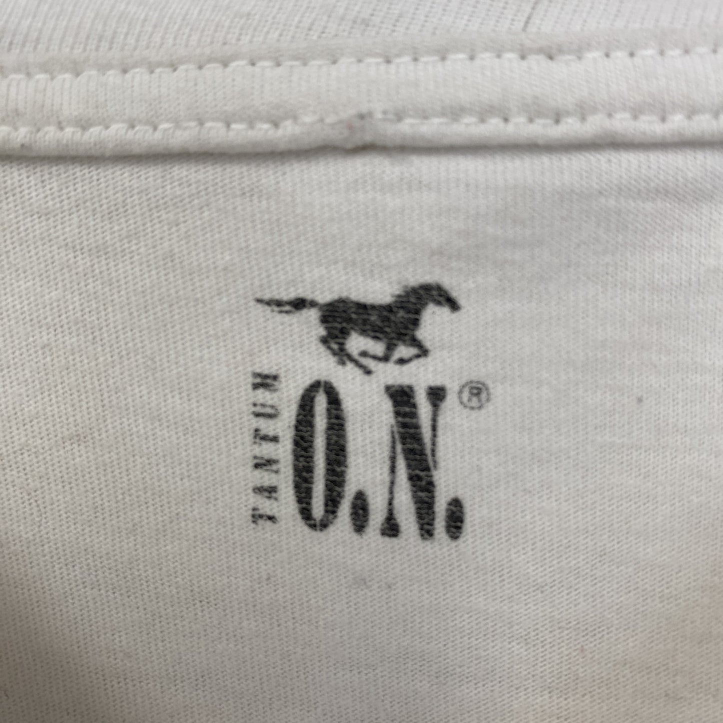 TANTUM O.N.　半袖プリントデザインTシャツ　ヴィンテージ風フォト　クルーネック　白　ホワイト