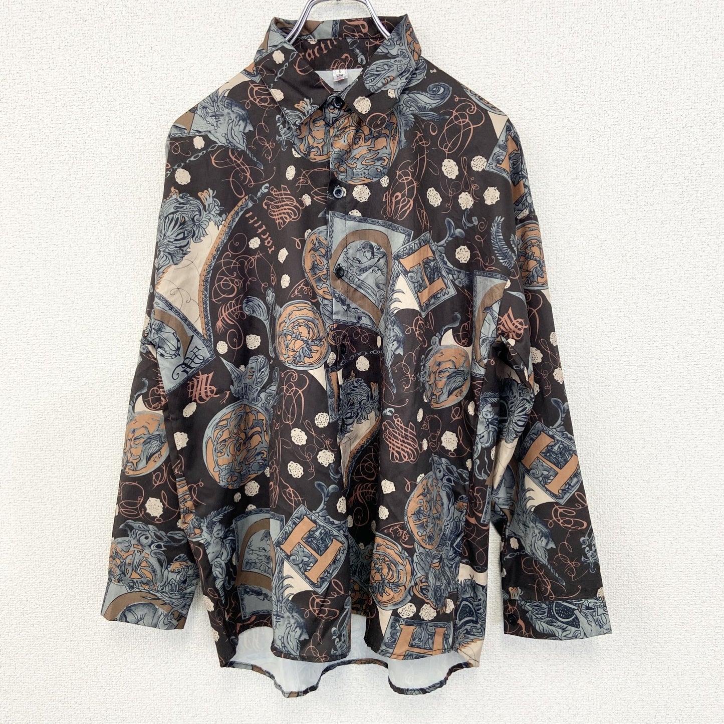 古着 used　CHASE　長袖柄シャツ　総柄　胸ポケット付き　襟付き　茶色　ブラウン　レトロデザイン　個性的　サブカル　Lサイズ