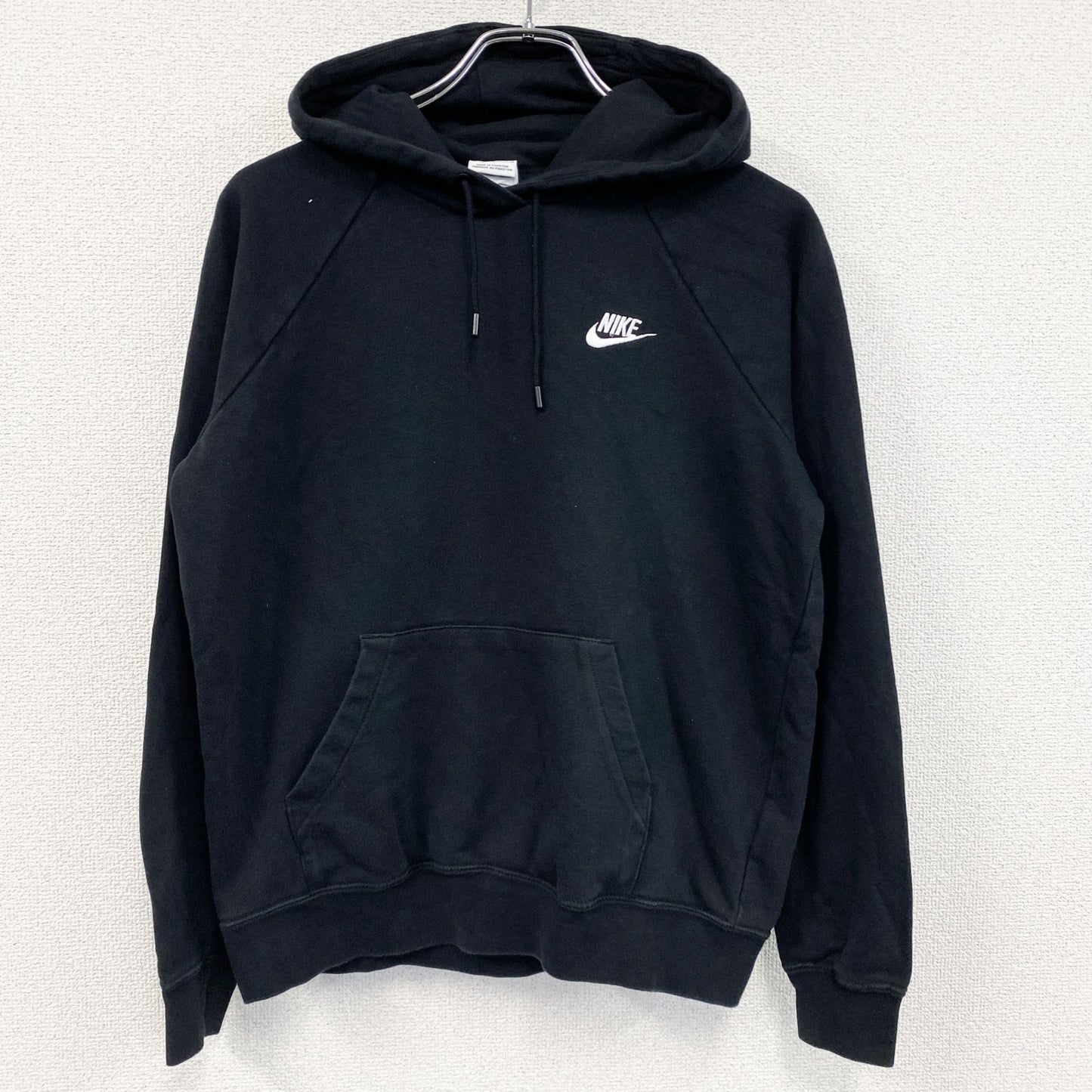 NIKE　ナイキ　スウェットパーカー/フーディー　ラグランスリーブ　スウッシュ　黒　ブラック　Mサイズ