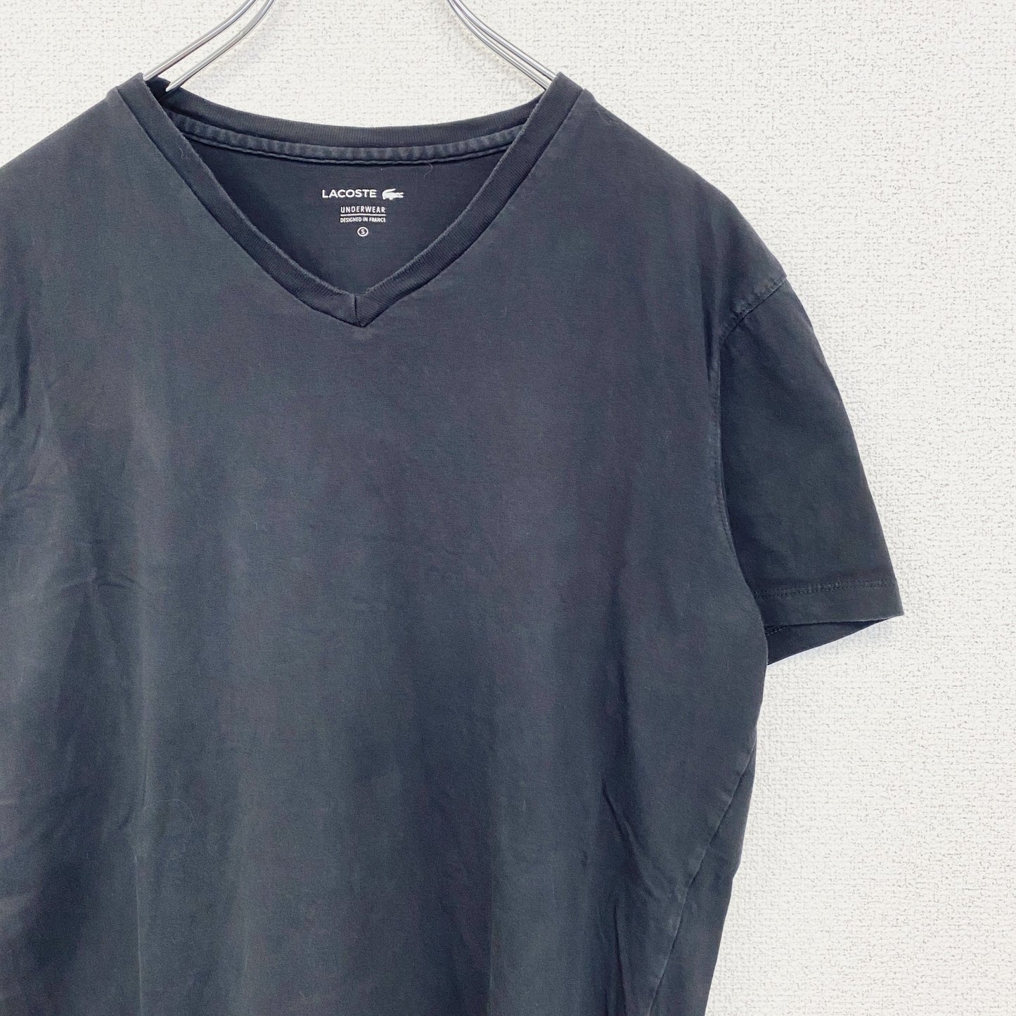 古着 used　LACOSTE ラコステ　半袖ワンポイントロゴTシャツ　クルーネック　シンプルデザイン　ノームコア　黒　Sサイズ