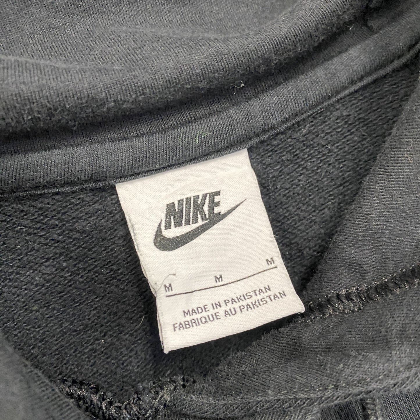NIKE　ナイキ　スウェットパーカー/フーディー　ラグランスリーブ　スウッシュ　黒　ブラック　Mサイズ