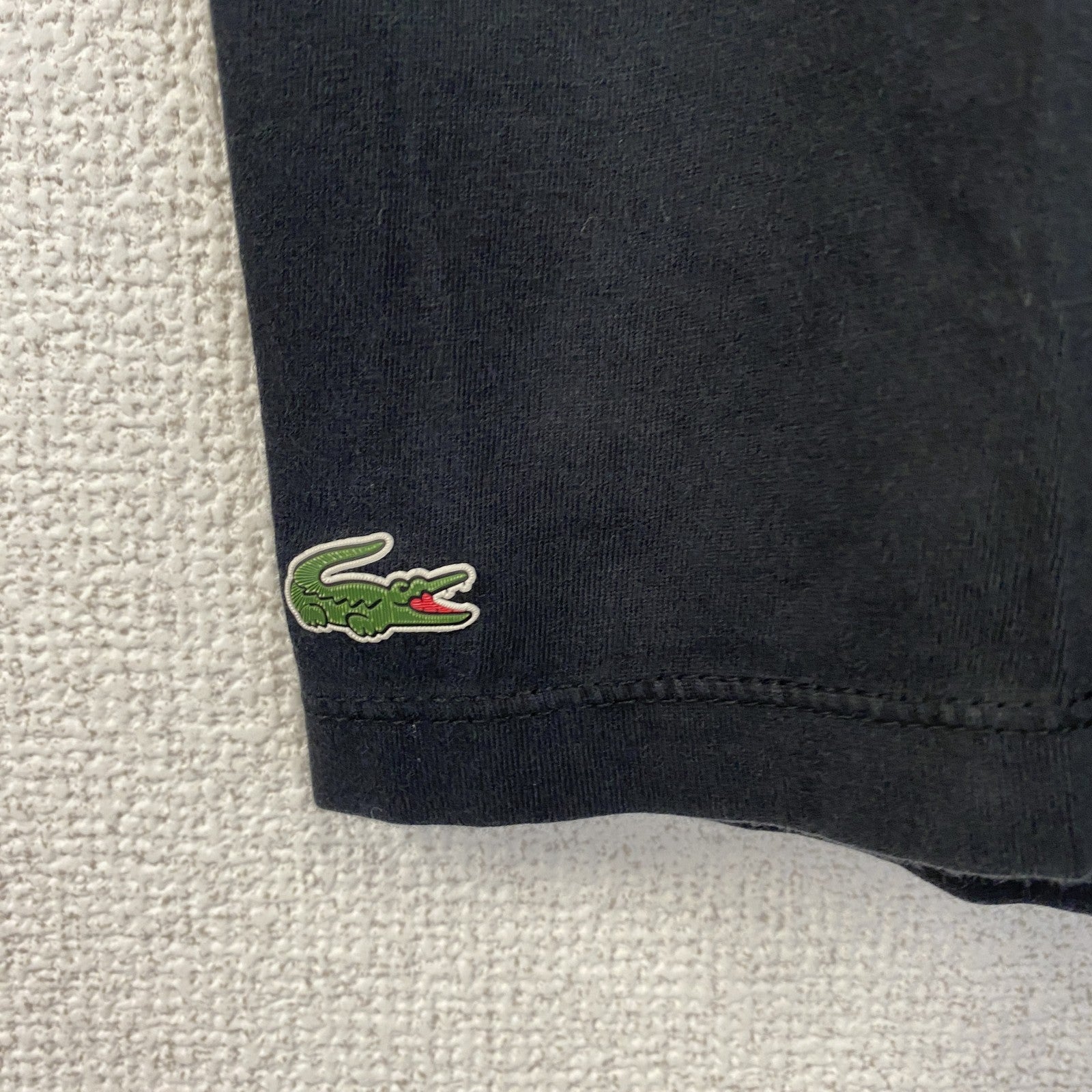 古着 used　LACOSTE ラコステ　半袖ワンポイントロゴTシャツ　クルーネック　シンプルデザイン　ノームコア　黒　Sサイズ