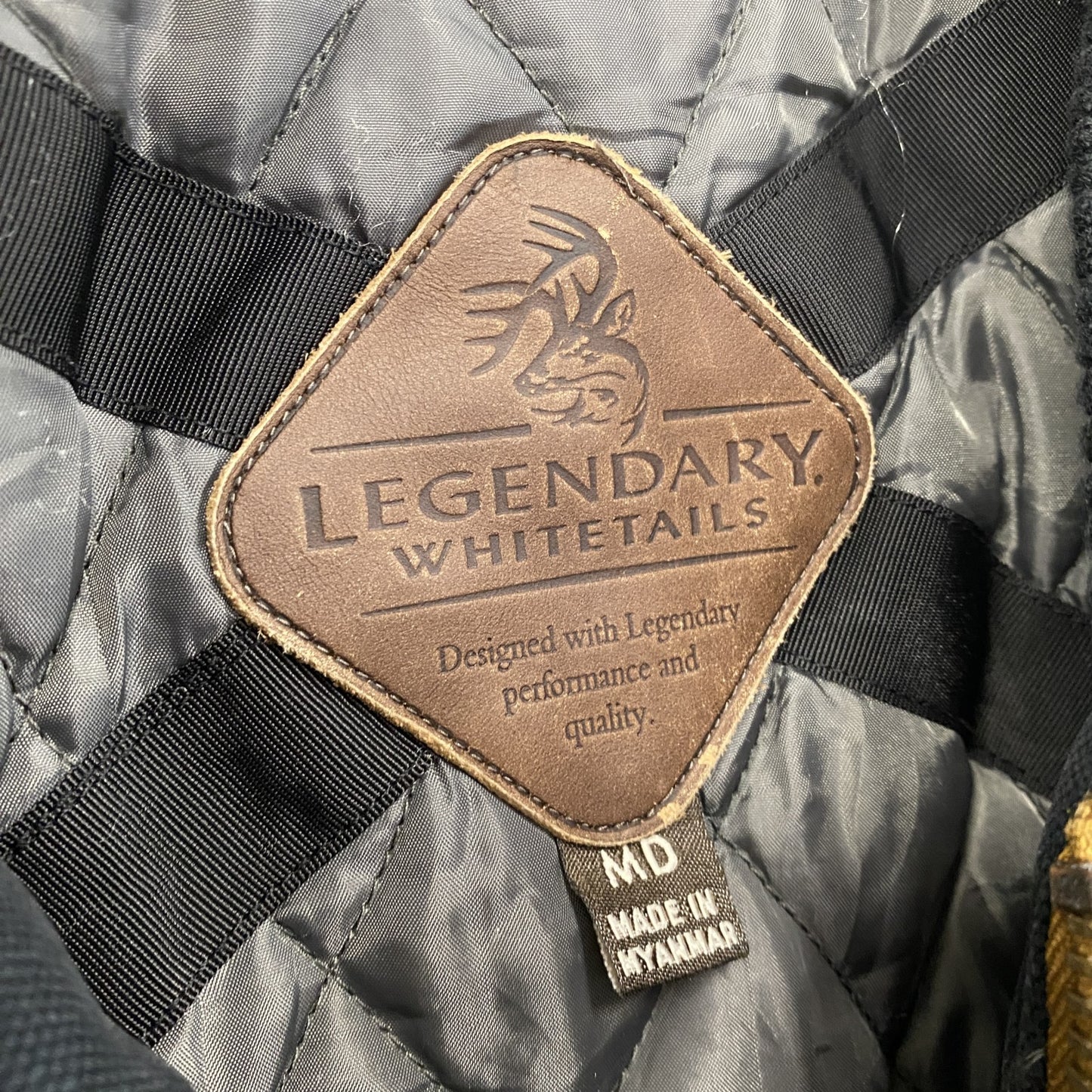 LEGENDARY　フルボタンダックベスト　4つポケット　中綿入り　黒　ブラック　Mサイズ