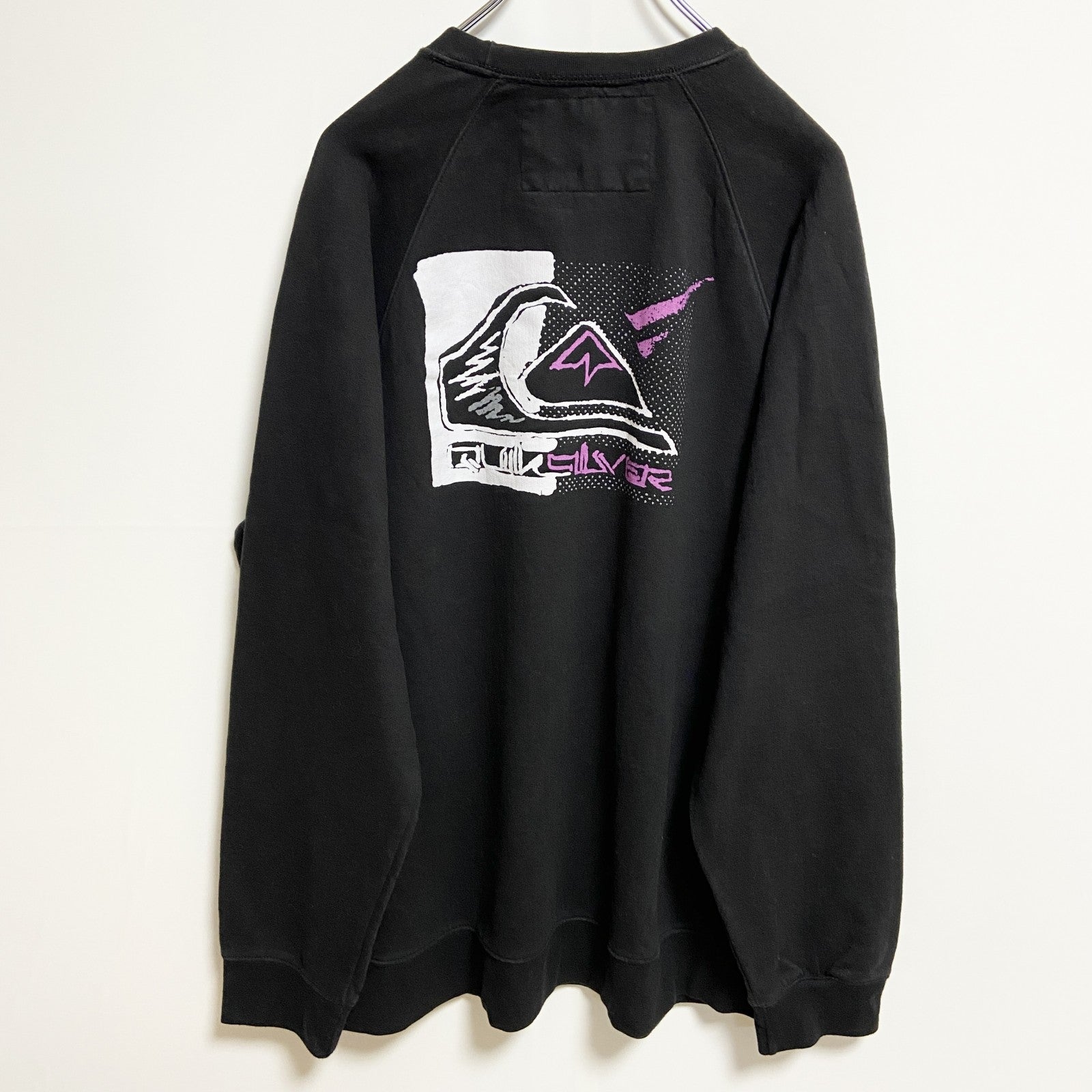 古着 used　QUIKSILVER クイックシルバー　長袖ワンポイントスウェット　トレーナー　バックプリント　黒　XLサイズ
