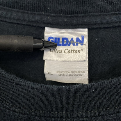 古着 used　GILDAN ギルダン　半袖プリントTシャツ　ビッグT　カジュアルデザイン　クルーネック　黒　レトロ　XLサイズ