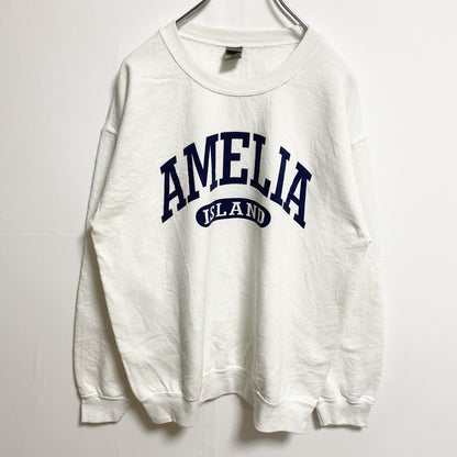 古着 used　GILDAN ギルダン　AMELIA　長袖プリントスウェット　トレーナー　白　クルーネック　レトロ　Mサイズ