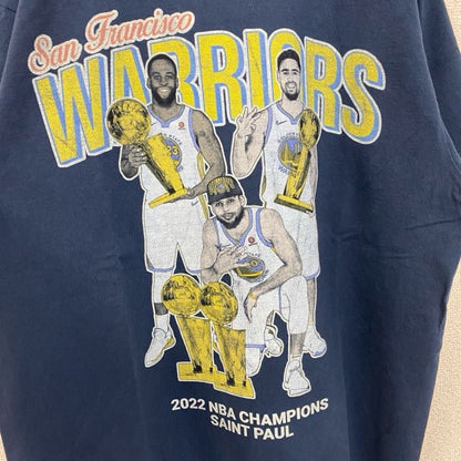 古着 used　SHAKA WEAR　半袖ビッグプリントTシャツ　2022　NBA　サンフランシスコ　バスケ　ネイビー　Mサイズ