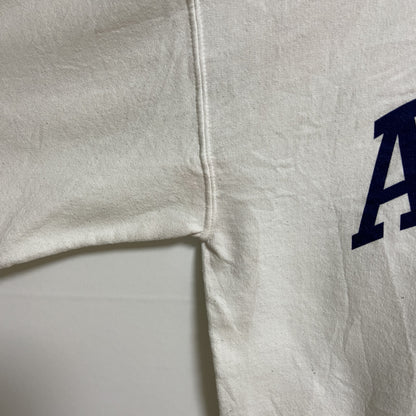 古着 used　GILDAN ギルダン　AMELIA　長袖プリントスウェット　トレーナー　白　クルーネック　レトロ　Mサイズ