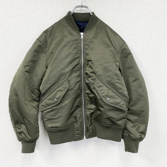 UNIQLO　ユニクロ　リバーシブルフルジップブルゾン/MA-1　中綿入り　比翼仕立て　カーキ　紺　ネイビー　Mサイズ