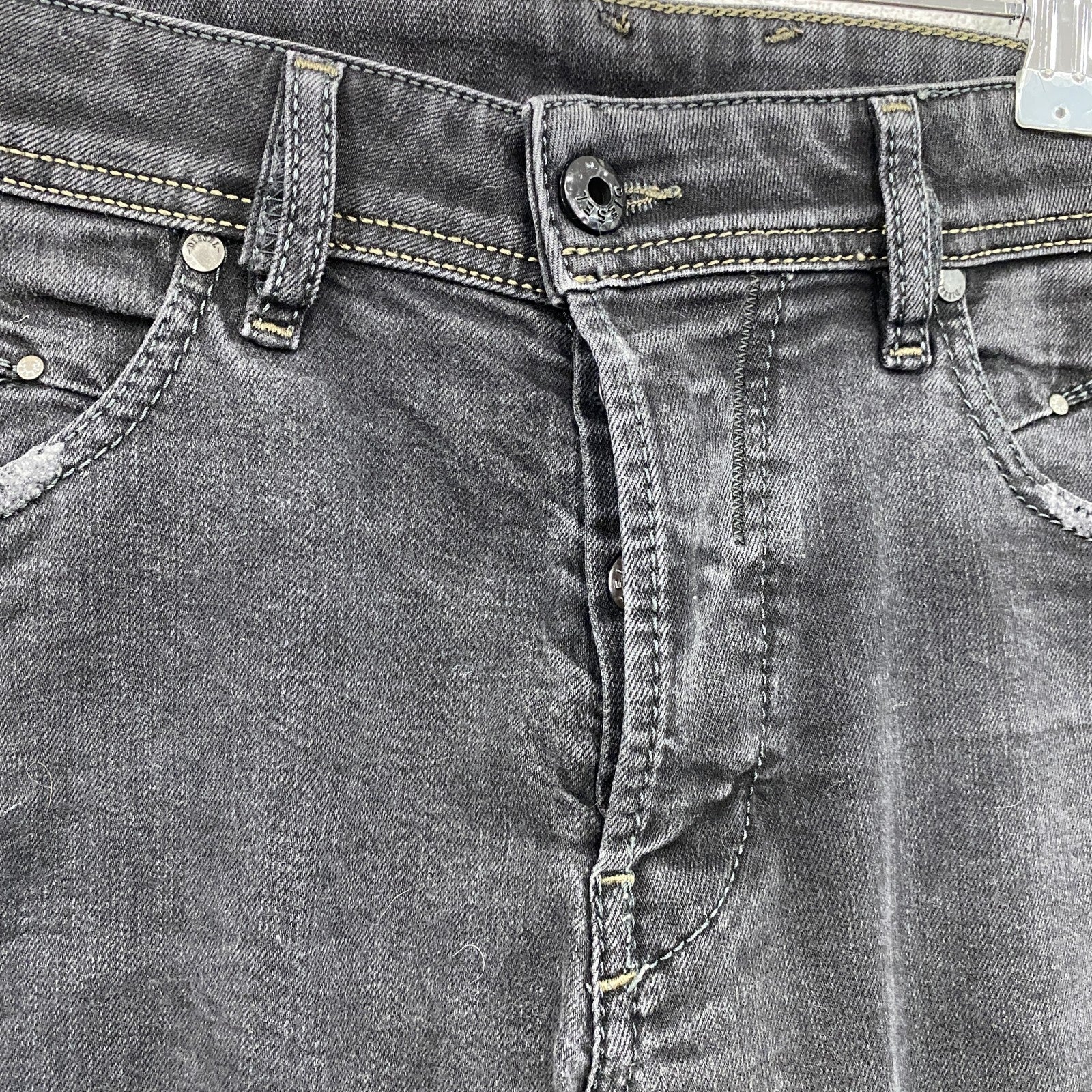 DIESEL　ディーゼル　ブラックデニムスキニーパンツ/ジーンズ　ボタンフライ　黒　ブラック　W33サイズ