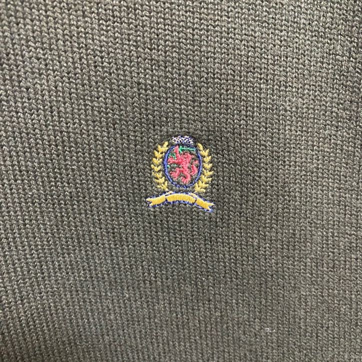 古着 used　90s　TOMMYHILFIGER　トミーヒルフィガー　Vネックニットベスト　刺繍　緑　ヴィンテージ　XXLサイズ
