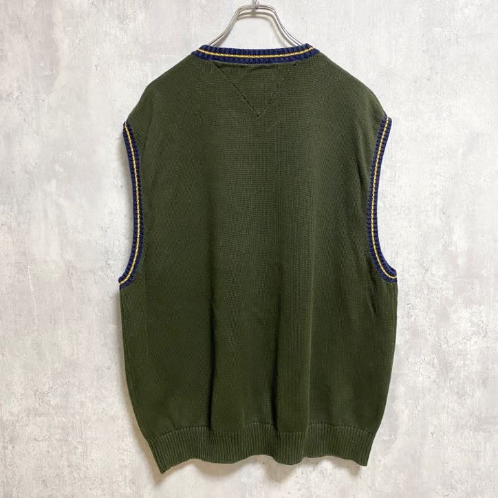 古着 used　90s　TOMMYHILFIGER　トミーヒルフィガー　Vネックニットベスト　刺繍　緑　ヴィンテージ　XXLサイズ