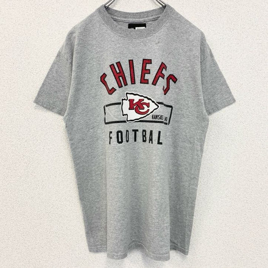 古着 used　TEAM APPAREL　半袖プリントTシャツ　NFL　アメフト　カンザスティー チーフス　 グレー　Mサイズ