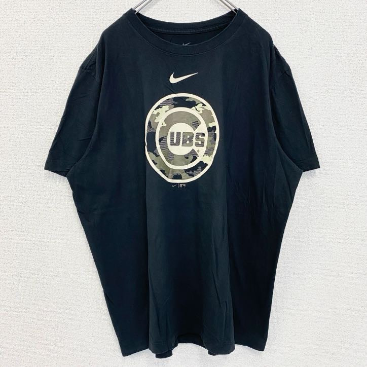 古着 used　NIKE　ナイキ　半袖ビッグプリントTシャツ　UBS　シカゴ カブス　スウッシュマーク　 黒　迷彩柄　XXLサイズ