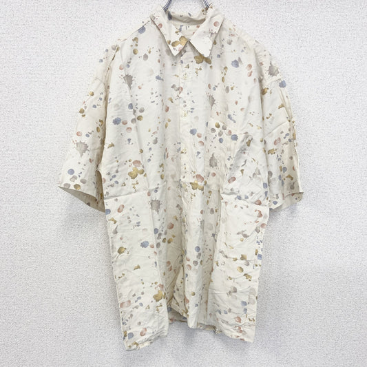 古着 used　半袖プリント柄シャツ　胸ポケット　レトロデザイン　カジュアル　絵具　カラフル　幾何学模様　ベージュ