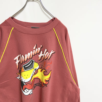 古着 used　Cheetos チートス　長袖プリントスウェット　トレーナー　キャラクター　クルーネック　ラグラン　XLサイズ