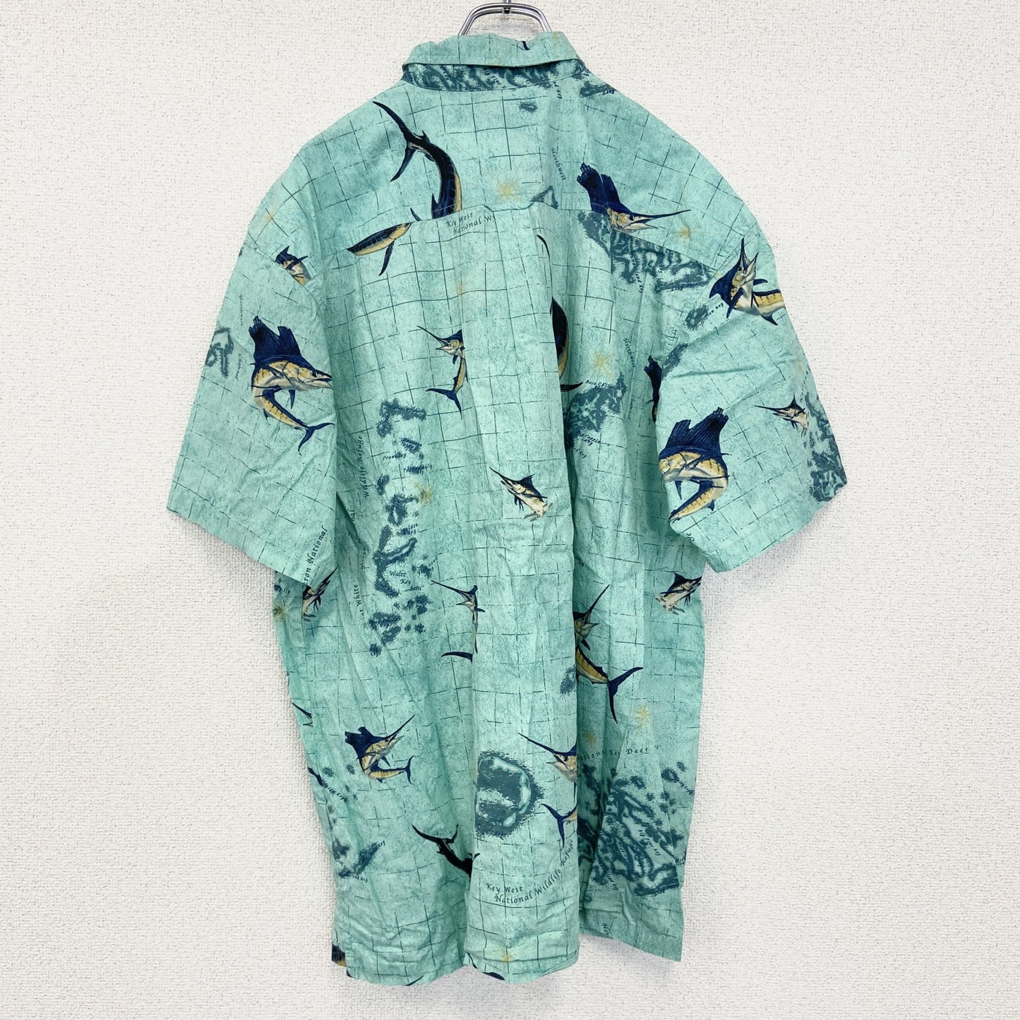 古着 used　Columbia　半袖プリント総柄シャツ　胸ポケット　レトロデザイン　フィッシング　魚　ライトブルー　XLサイズ