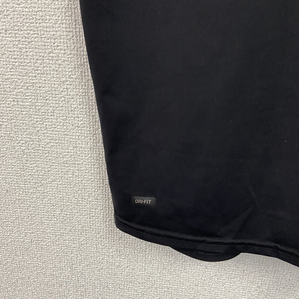 NIKE　ナイキ　タンクトップ/ノースリーブ　黒　ブラック　XLサイズ