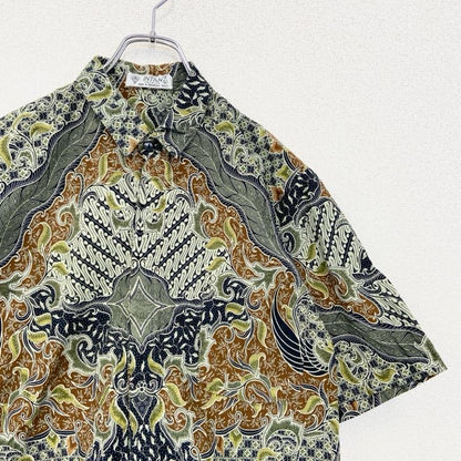 古着 used　INTAN　半袖プリント総柄シャツ　レトロデザイン　ボタニカル　インドネシア　バティック　Lサイズ