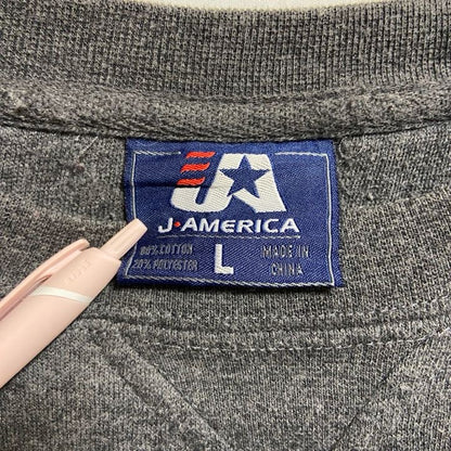 古着 used　JAMERICA　ジェイアメリカ　長袖カレッジロゴワッペンスウェット　トレーナー　PITT　グレー　Lサイズ