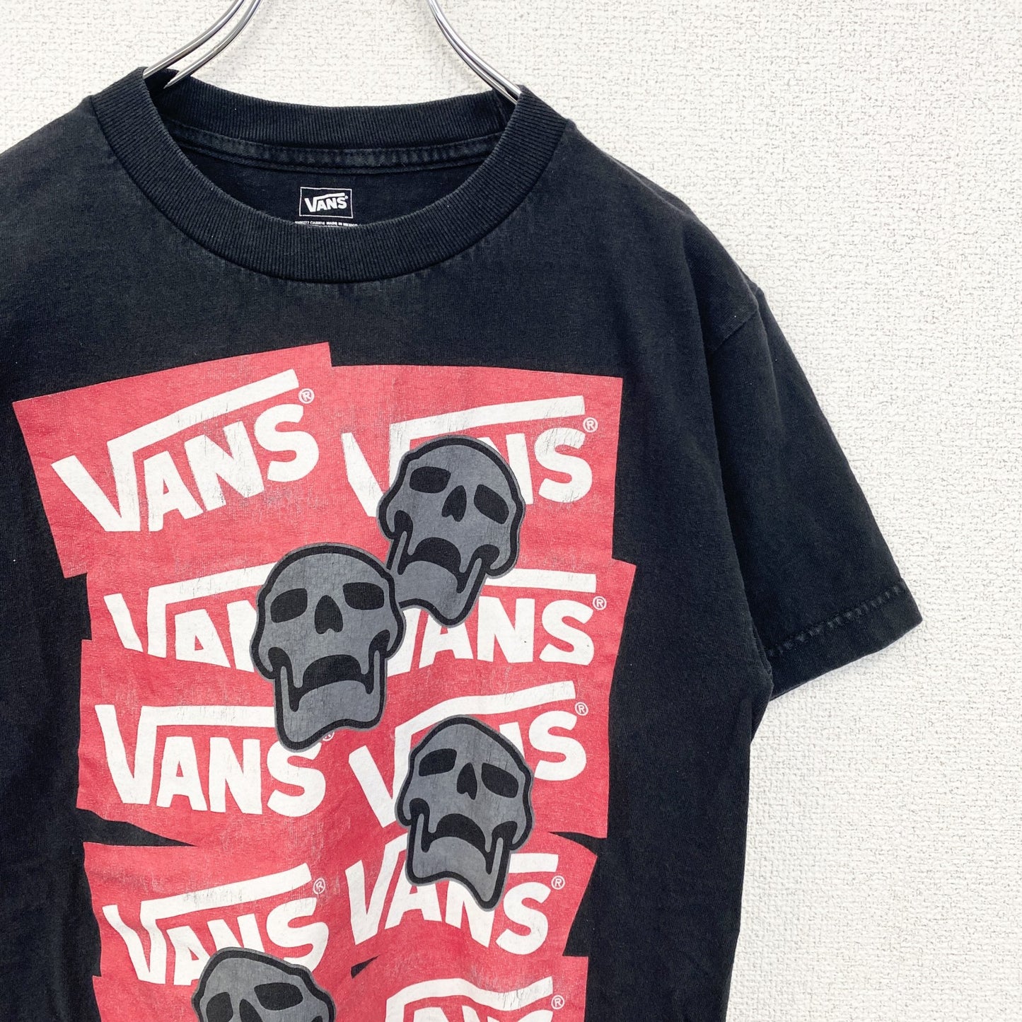 古着 used　VANS　バンズ　半袖ロゴプリントTシャツ　スカル　カジュアル　クルーネック　黒　ブラック　春夏服　Sサイズ