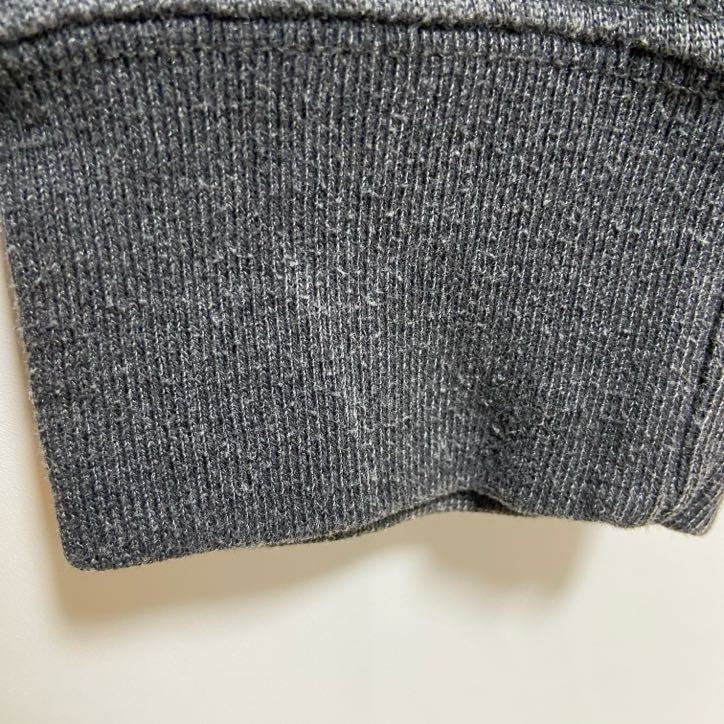 Triblend Sweats　長袖カレッジプリントスウェット　トレーナー　ノースカロライナ大学　グレー　Mサイズ