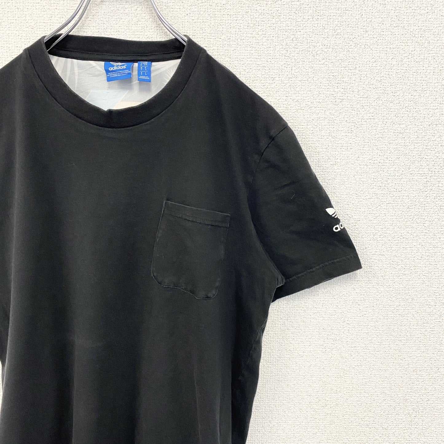 古着 used　adidas アディダス　半袖バックプリントTシャツ　クルーネック　胸ポケット　スポーツ　トレーニング　Mサイズ