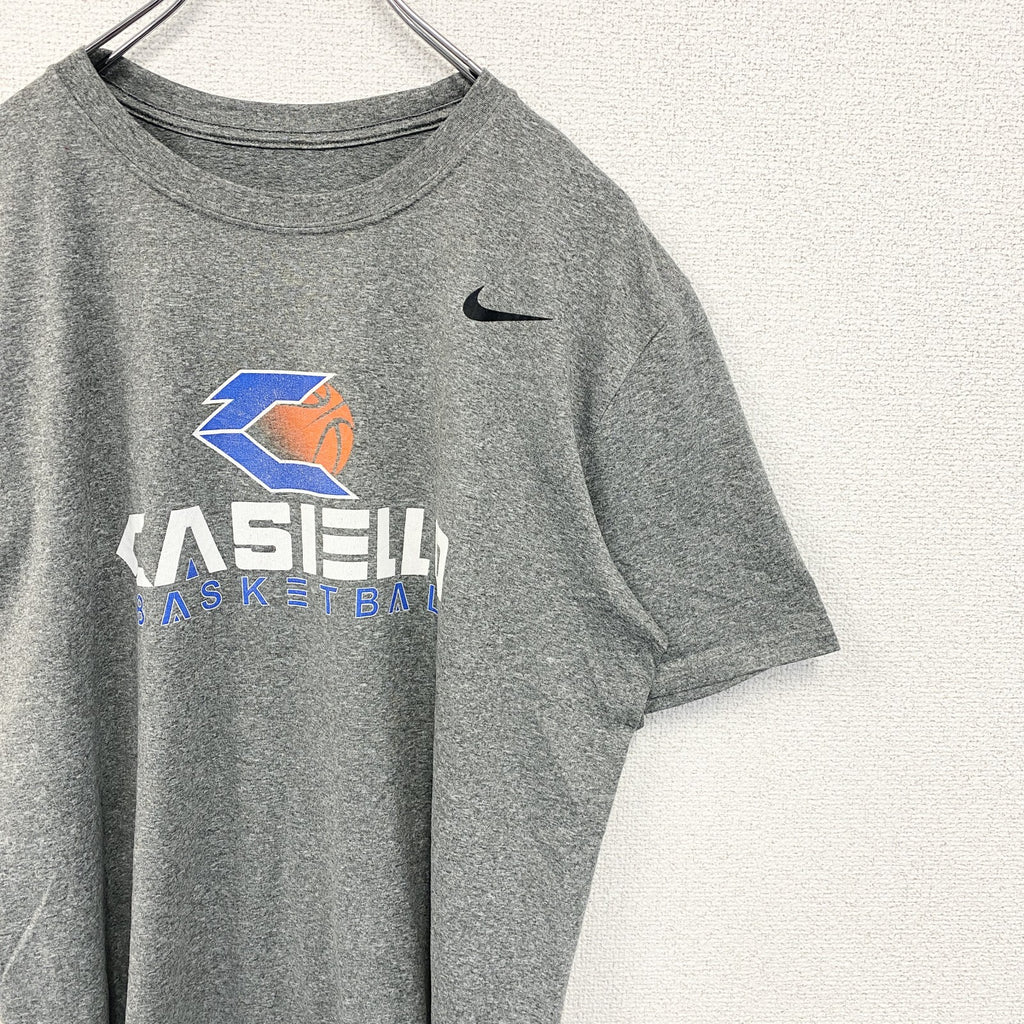 古着 used　NIKE ナイキ　半袖プリントTシャツ　バスケ　クルーネック　レトロデザイン　スウッシュロゴ　グレー　Lサイズ