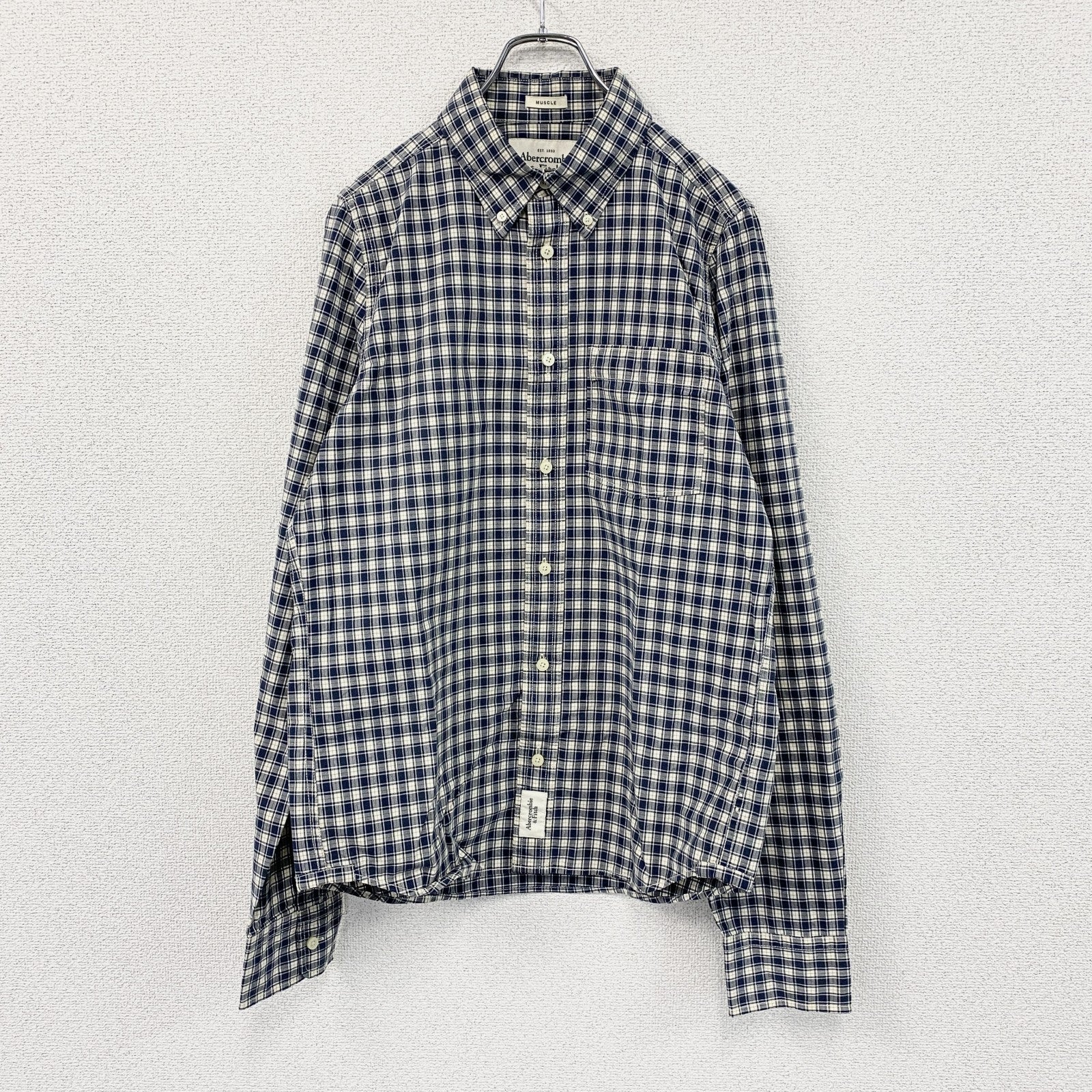 Abercrombie＆Fitch　アバクロンビー＆フィッチ　MUSCLE　長袖ボタンダウンシャツ　チェック柄　紺　ネイビー　Lサイズ