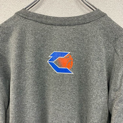 古着 used　NIKE ナイキ　半袖プリントTシャツ　バスケ　クルーネック　レトロデザイン　スウッシュロゴ　グレー　Lサイズ