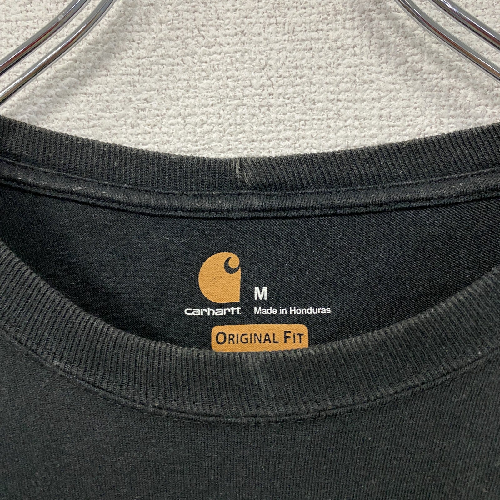 Carhartt　カーハート　長袖Tシャツ/ロンT　ポケット付き　ワンポイント　クルーネック　黒　ブラック　Mサイズ