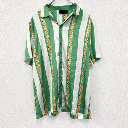 古着 used　CISOS DESIGN　半袖プリント総柄シャツ　レトロデザイン　胸ポケット　緑　白　バイカラー　Mサイズ　