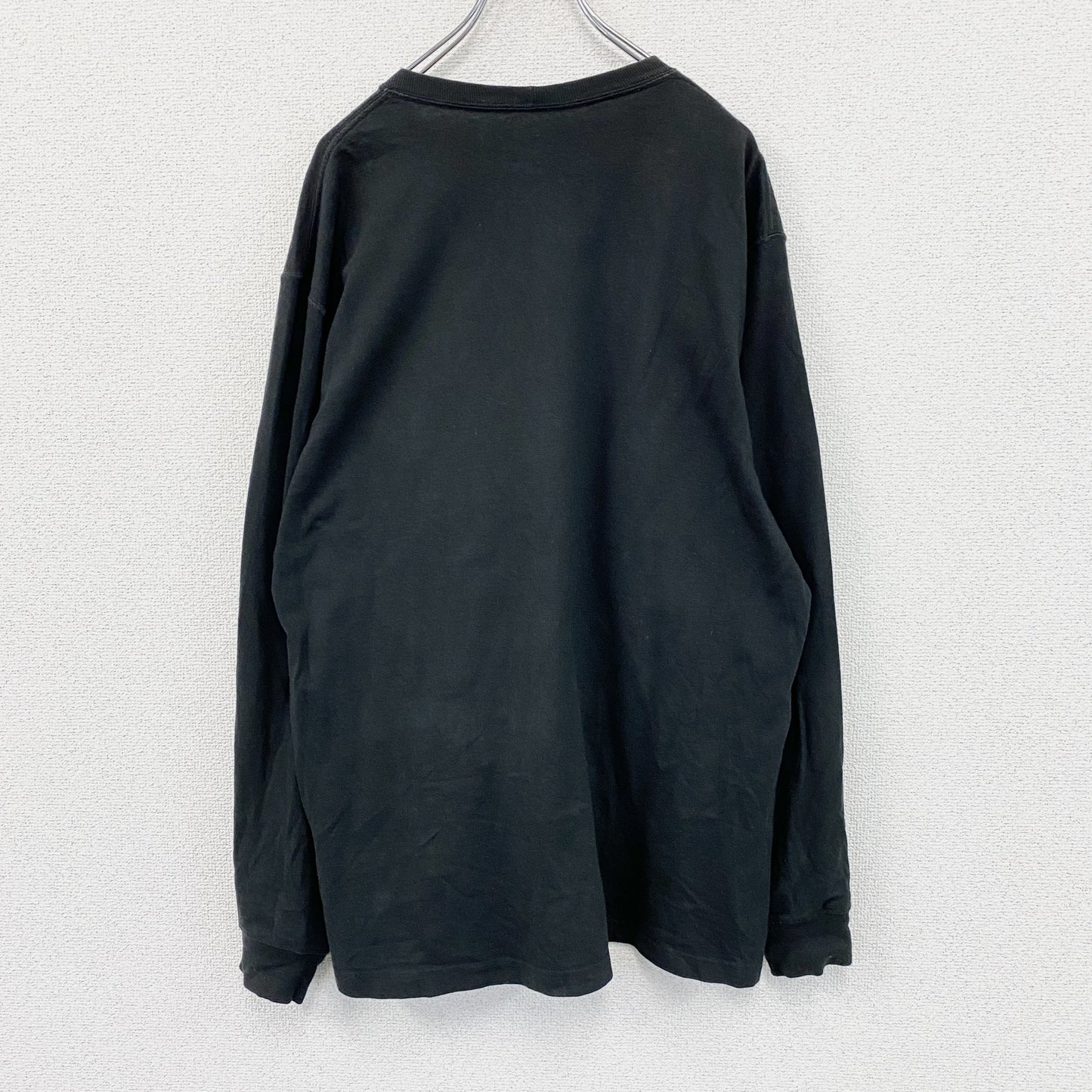 Carhartt　カーハート　長袖Tシャツ/ロンT　ポケット付き　ワンポイント　クルーネック　黒　ブラック　Mサイズ