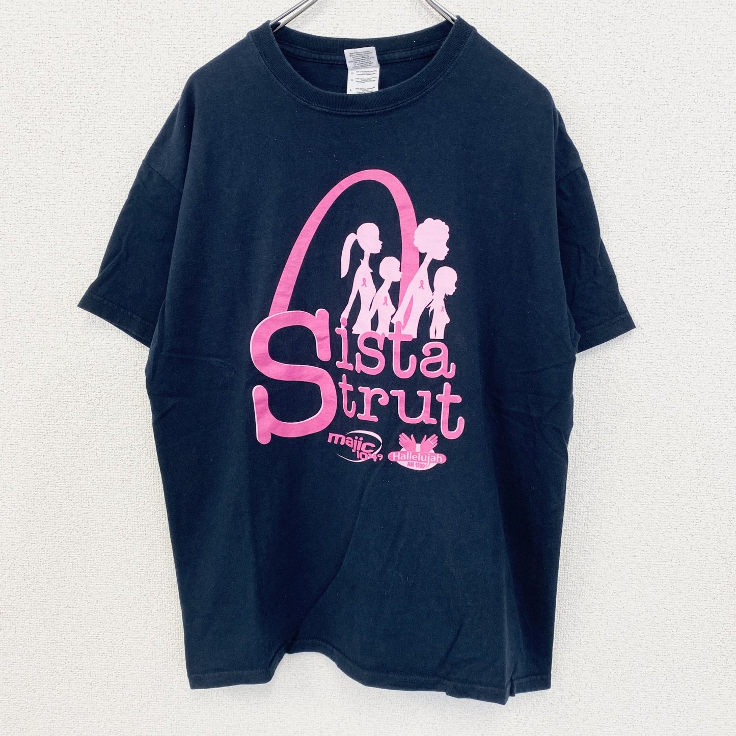 古着 used　GILDAN ギルダン　半袖プリントTシャツ　Sista Strut　クルーネック　春夏服　レトロ　黒　Lサイズ