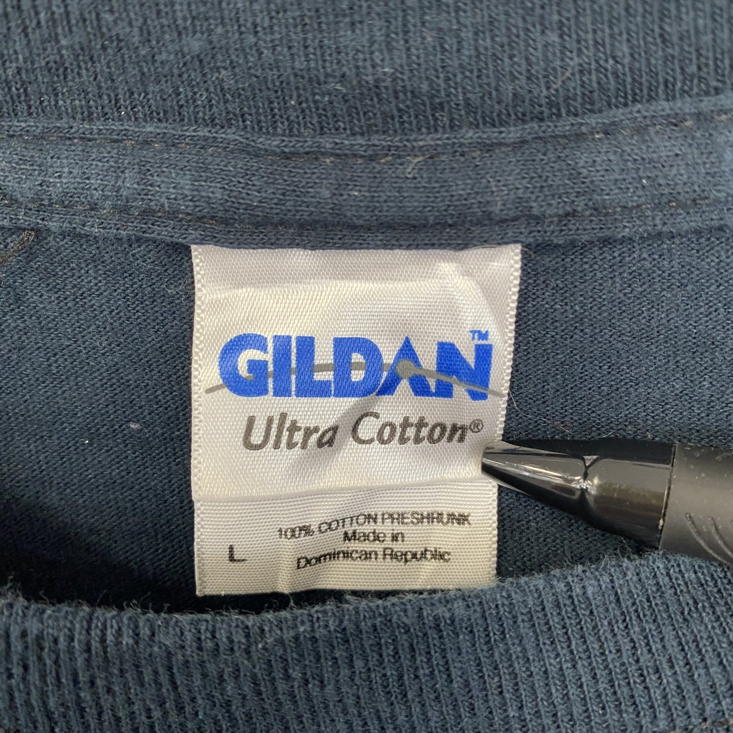 古着 used　GILDAN ギルダン　半袖プリントTシャツ　Sista Strut　クルーネック　春夏服　レトロ　黒　Lサイズ