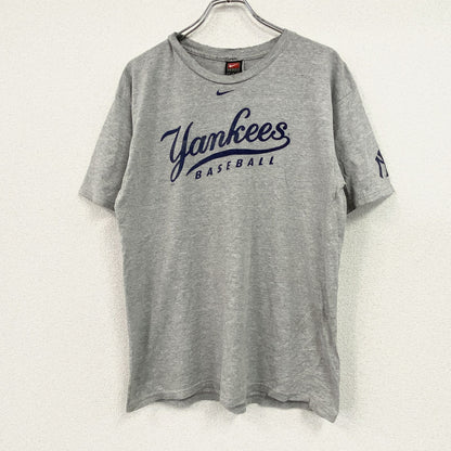 NIKE　ナイキ　半袖プリントTシャツ　ニューヨークヤンキース　灰色　グレー　Mサイズ