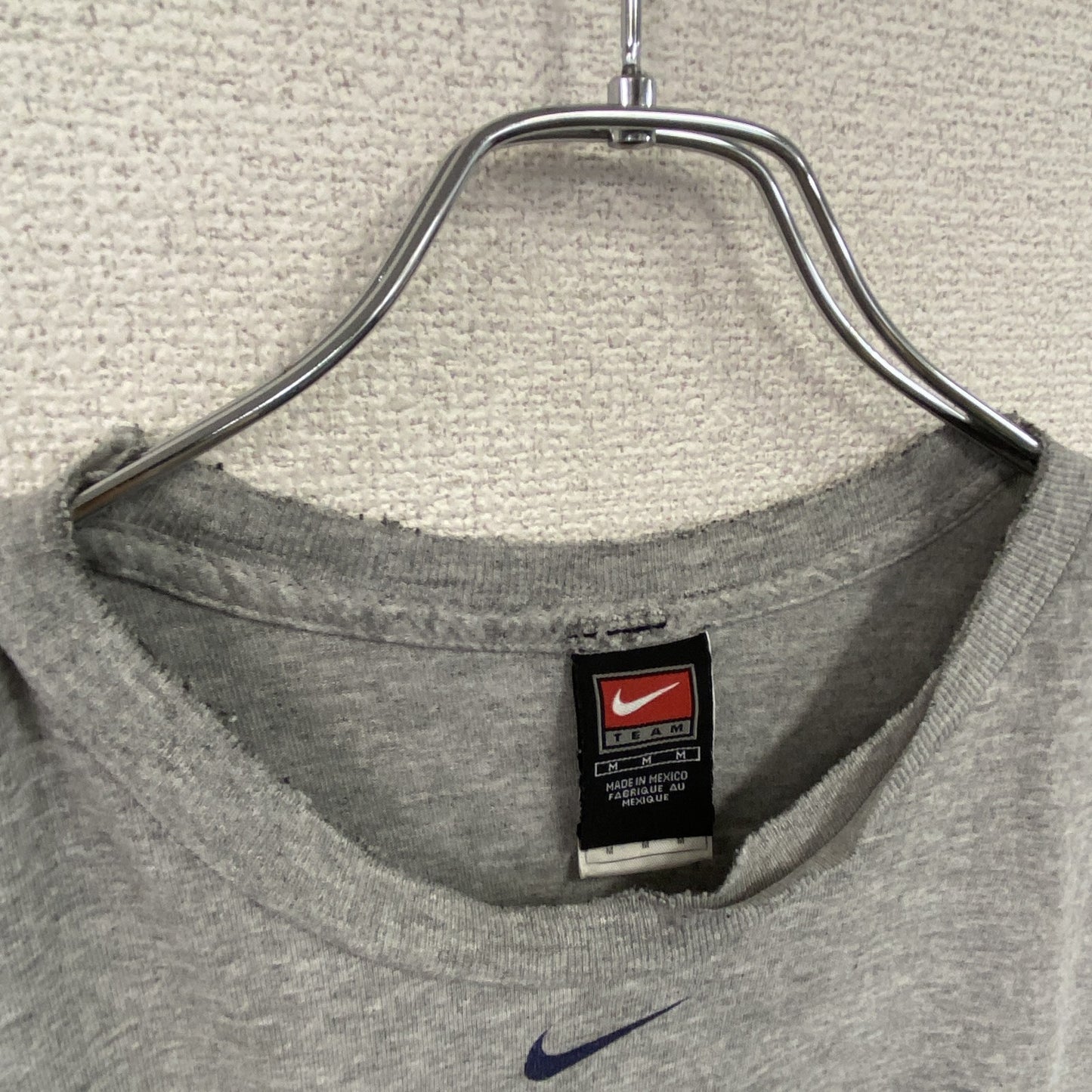 NIKE　ナイキ　半袖プリントTシャツ　ニューヨークヤンキース　灰色　グレー　Mサイズ
