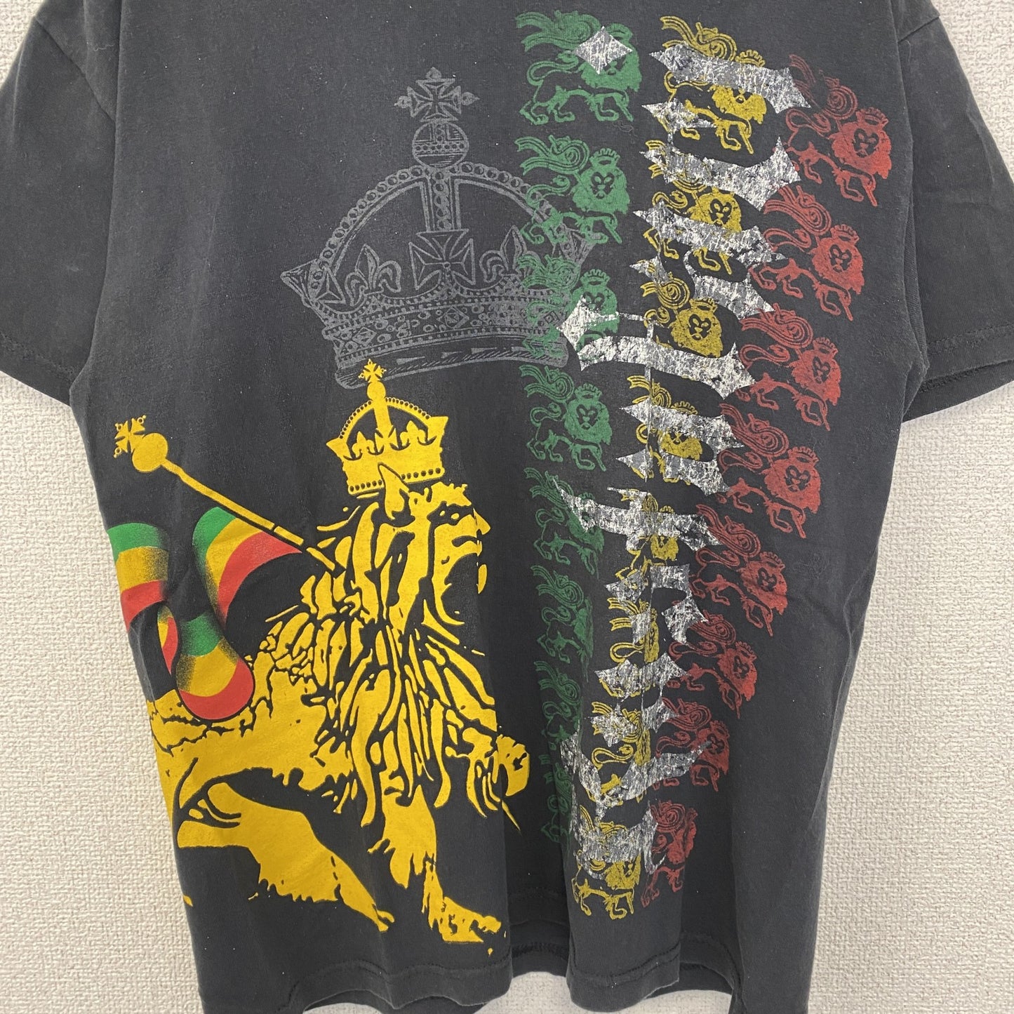 古着 used　DELTA　半袖プリントデザインTシャツ　ライオン　大冠　クルーネック　春夏服　レトロ　黒　ブラック　Mサイズ