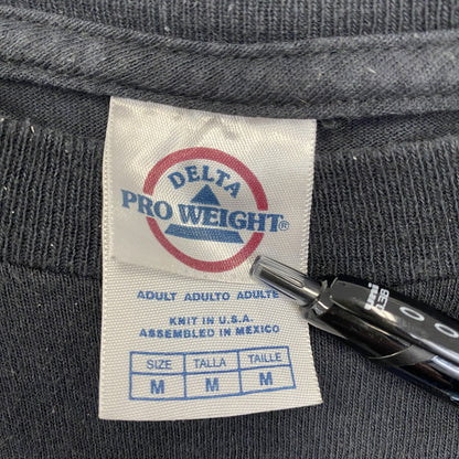 古着 used　DELTA　半袖プリントデザインTシャツ　ライオン　大冠　クルーネック　春夏服　レトロ　黒　ブラック　Mサイズ