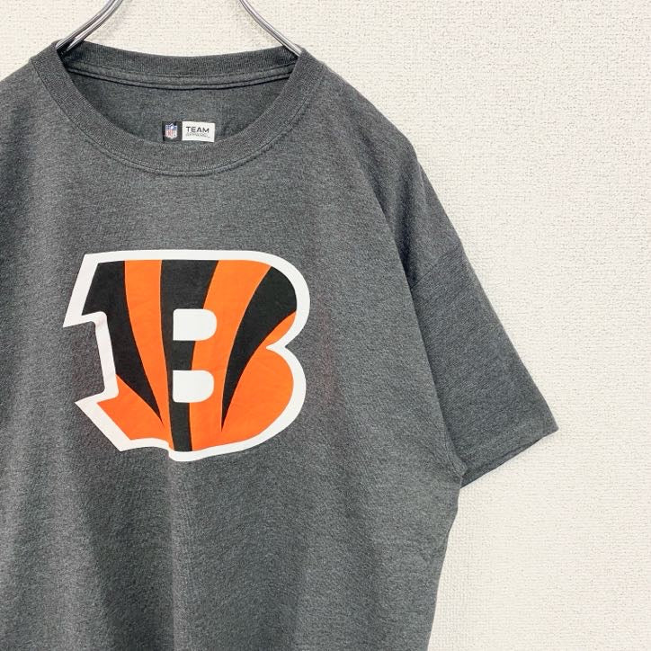 古着 used　半袖プリントTシャツ　NFL　TEAM　APPAREL　シンシナティ・ベンガルズ　フットボール　グレー　Lサイズ