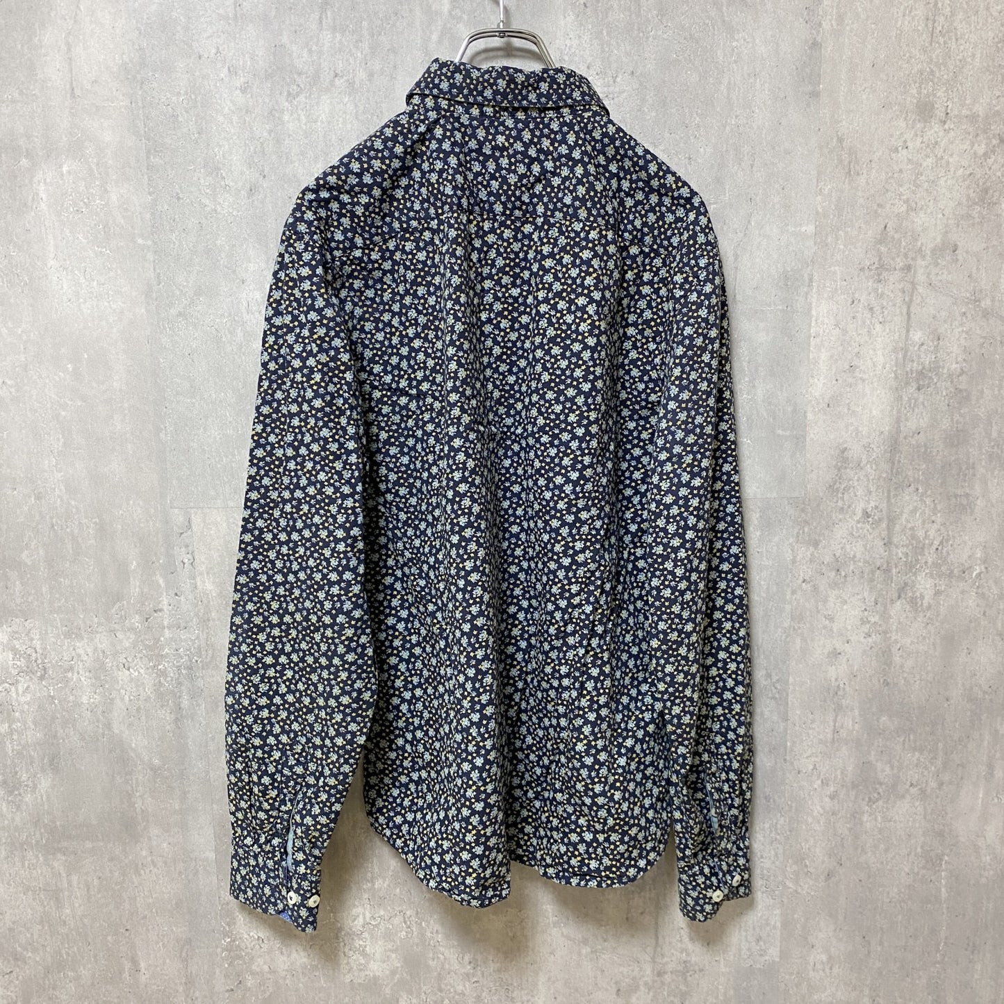 古着 used　STEEL＆JELLY　長袖総柄シャツ　花柄　デザイン　レトロ　秋冬服　メンズ　Lサイズ
