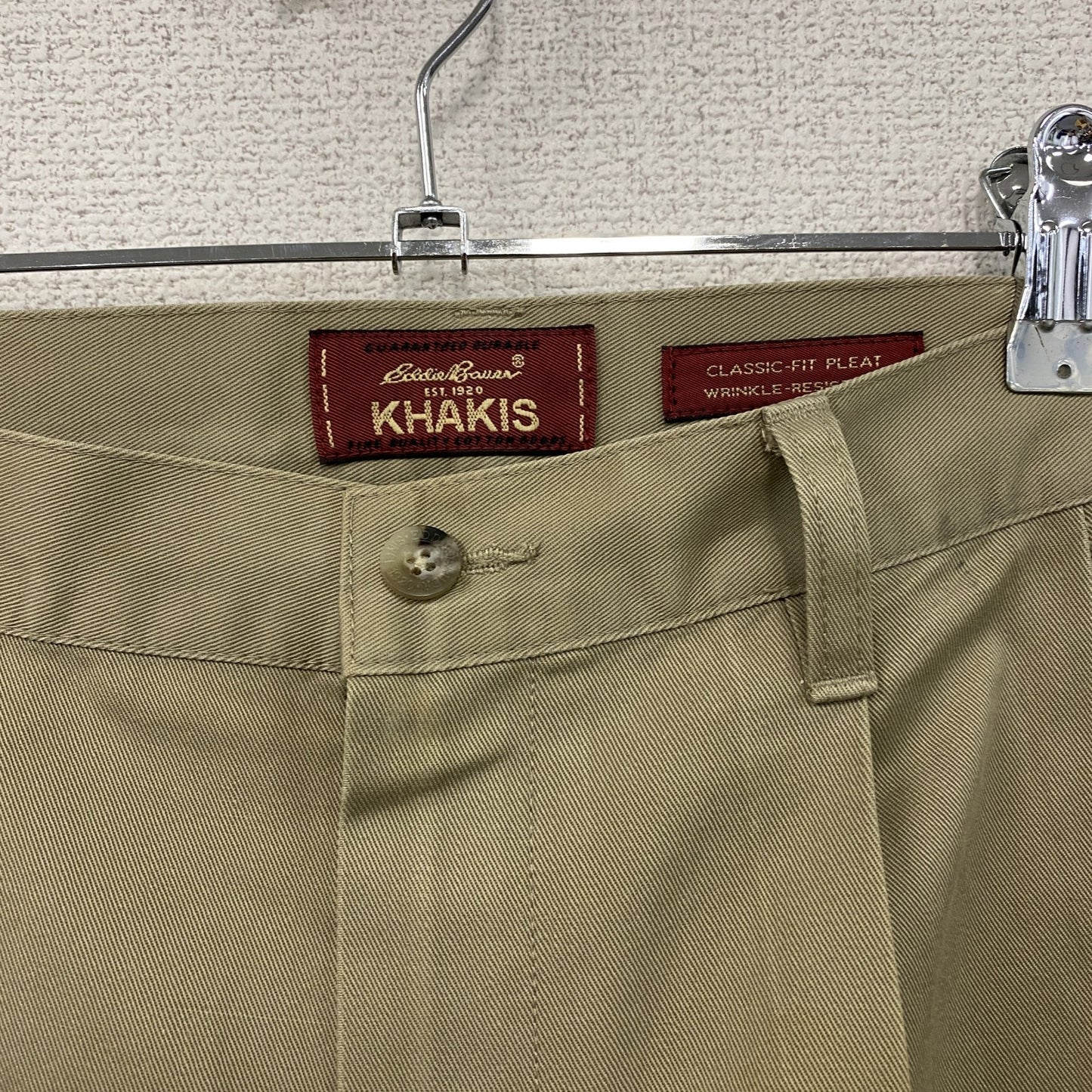 00s　Eddie Bauer　エディーバウアー　KHAKIS　チノパンツ　ツータック　ヴィンテージ　ベージュ　W30サイズ